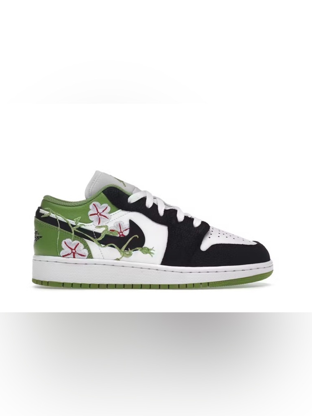 Jordan 1 Low SE Floral Vines (Grade School size 5.5)